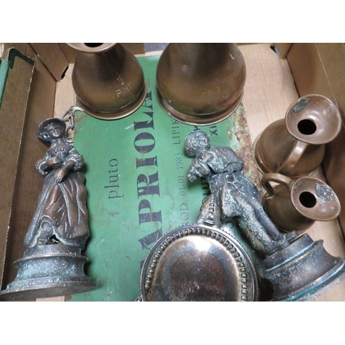 83 - A box of vintage copper items 