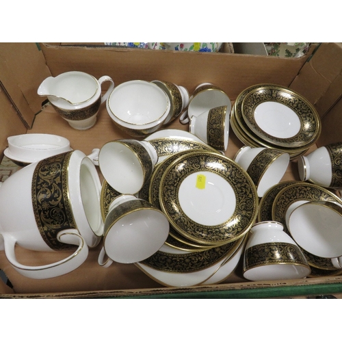 84 - A Minton dinner set - grande