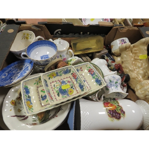 86 - Three trays of china to include Aynsley, Royal Albert etc