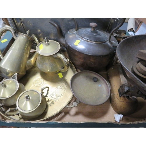 90 - A large cast iron cooking pot together with a tray of metal ware (2)