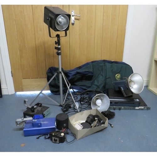 98 - A selection of photographic equipment to include flash lights, camera, video unit, camera bag etc