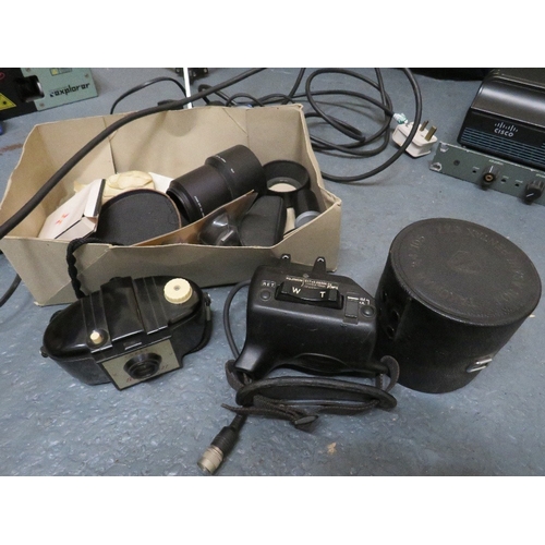 98 - A selection of photographic equipment to include flash lights, camera, video unit, camera bag etc