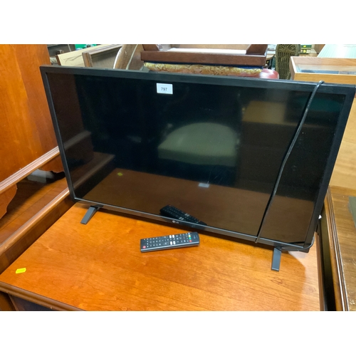 797 - A LG 31” flatscreen television - House Clearance - Remote