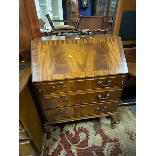 807 - A reproduction mahogany bureau