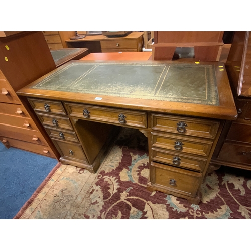 809 - An oak twin pedestal leather topped desk possibly Old Charm W 122 cm