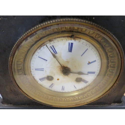 325 - A small slate mantle clock A/F