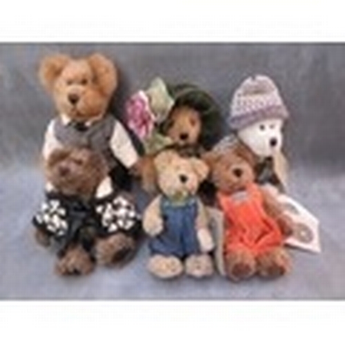 334 - A COLLECTION OF VINTAGE BOYD COLLECTORS BEARS, varying sizes to include Granny B.Bear, Nadia Berrima... 