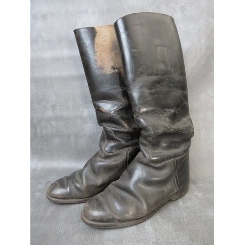 189 - FOUR PAIR SOF MILITARY AND RELATED BOOTS, to include WW2 fire boots, size 9 (dated 1943/45), ammo bo... 