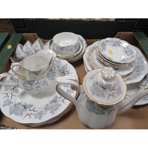 109 - A tray of Royal Albert Maple tea and dinner ware