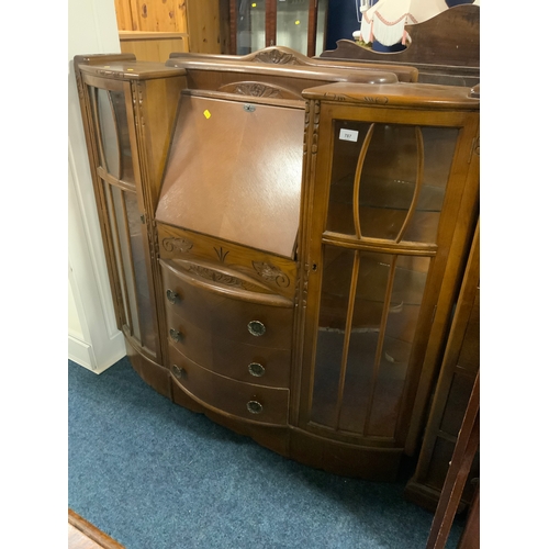 787 - A vintage oak bureau bookcase