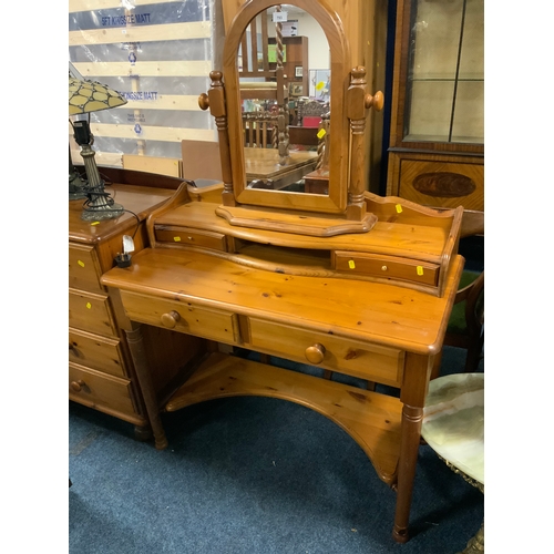 793 - A modern honey pine Victoria dressing table with mirror and stool