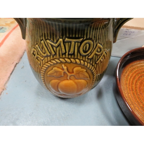 116A - A tray of ceramics to include a West German bowl, a West German Rumtopf, and an oil lamp etc