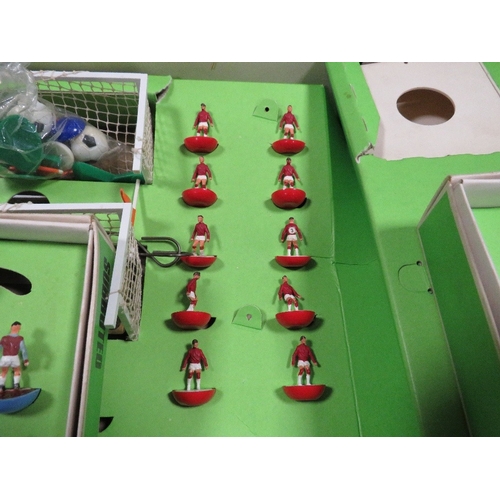 350 - The New Subbuteo Continental 'Floodlighting' edition (unchecked)