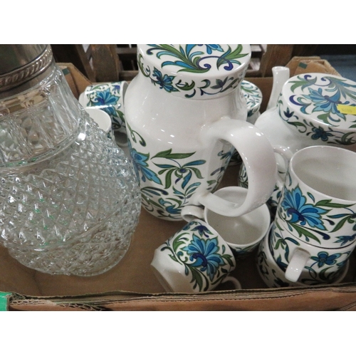 180 - Three trays of ceramics and collectables to include Midwinter Spanish garden tea/dinner ware