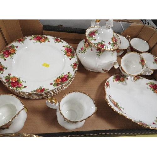 131 - Two trays of Royal Albert Old Country Roses tea/dinner ware