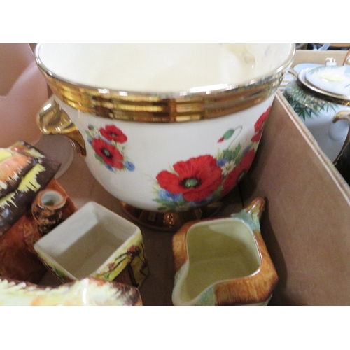 154 - A tray of assorted cottage ware