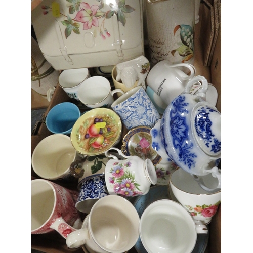 192 - Four trays of assorted ceramics to include commemorative ware