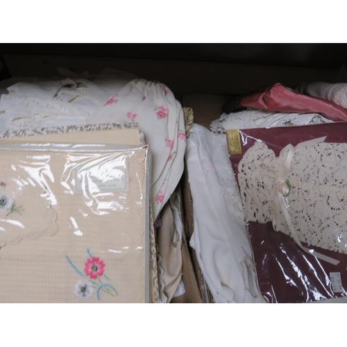 211 - Two trays of vintage linen