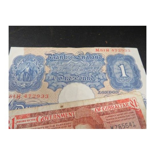 440 - Bank of England Regional one pound notes and a ten shilling note, including a blue peppiatt issue an... 