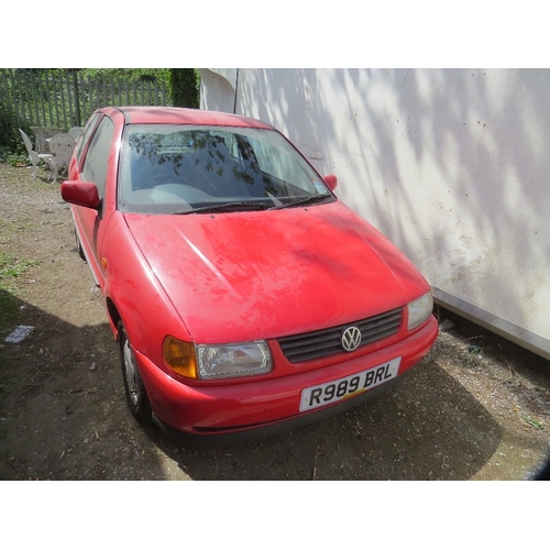 600 - A 1998 red 1.9L diesel Volkswagen Polo, MOT expired 2020, one key, no logbook, showing as 70,242 mil... 