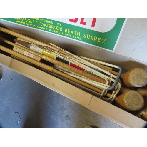 622 - A boxed Jaques croquet set