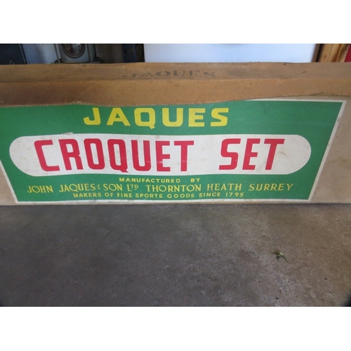 622 - A boxed Jaques croquet set