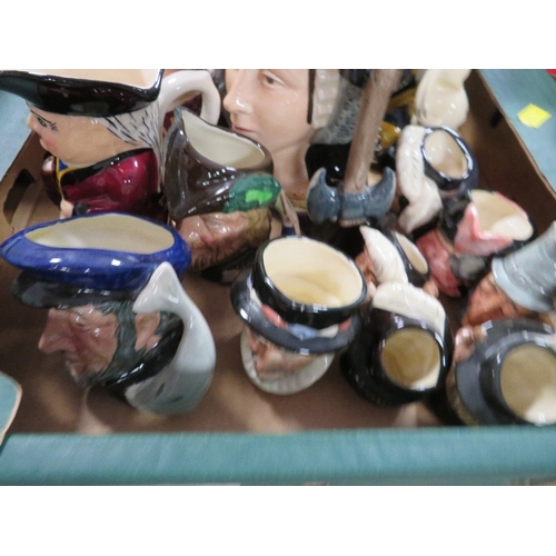 134 - A tray of assorted character jugs to include Royal Doulton The Piper