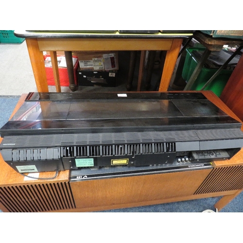 139 - A Bang & Olufsen BO centre 9300 A/F