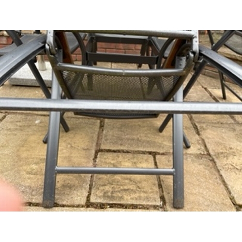 651 - A 'Jutlandia' folding garden chairs and table set