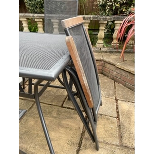 651 - A 'Jutlandia' folding garden chairs and table set