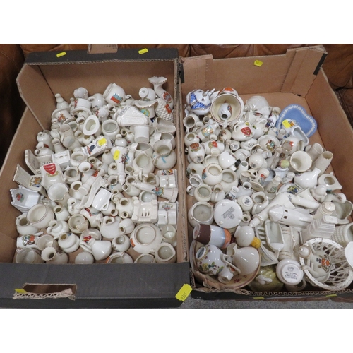 Two trays of assorted crested ware etc