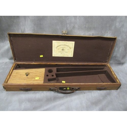 A hallmarked 9 carat gold signet ring approx weight 5.7g