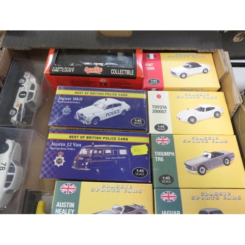 110 - A tray of assorted Model cars to include boxed examples