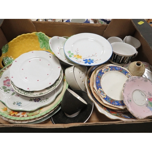 84 - Four trays of assorted vintage ceramics to include Aynsley and Coalport