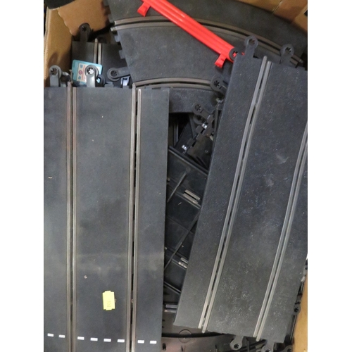 131 - A quantity of assorted vintage toy track etc