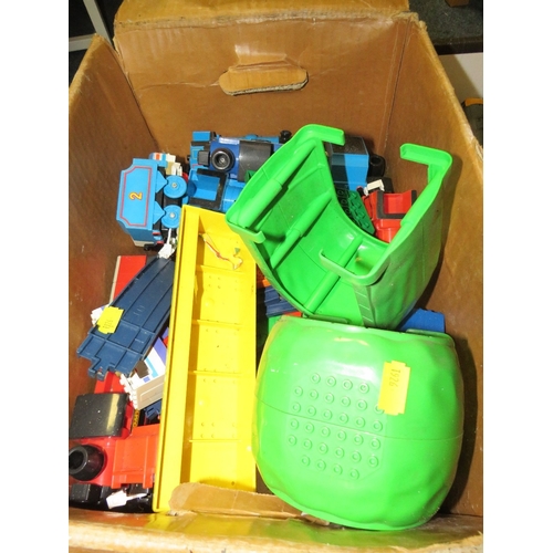 137 - Two trays of model railway and Thomas The Tank Engine toys