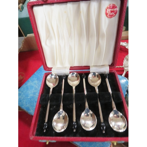 149 - A tray of assorted silver plated ware etc to include a four piece hammered finish coffee service on ... 