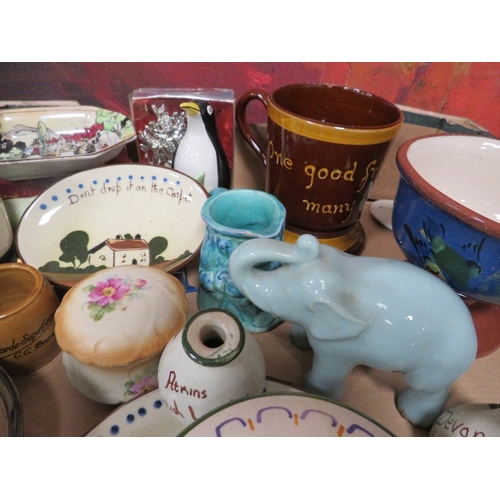 123 - Two trays of assorted ceramics to include motto ware etc