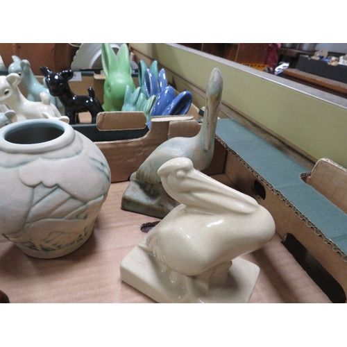 127 - A tray of assorted animal figures to include a Denby Pelican etc