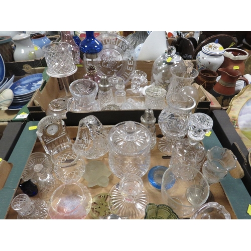 130 - Two trays of assorted crystal and glass to include a Stuart crystal mantle clock