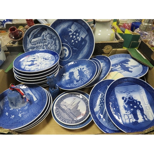 131 - A tray of assorted Copenhagen Christmas plates
