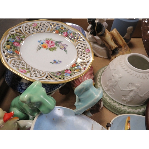 132 - A tray of assorted vintage ceramics to include Wedgwood jasperware