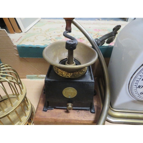 143 - A tray of collectables to include a coffee grinder etc