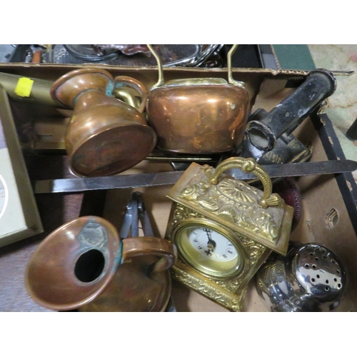 146 - Two trays of assorted metal ware to include small copper measuring jugs