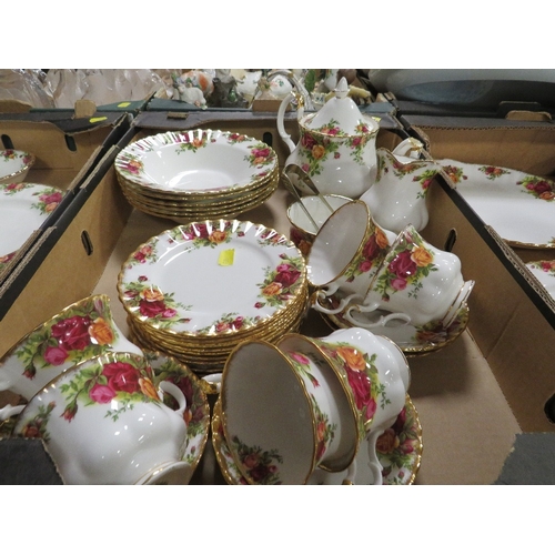 169 - Three trays of Royal Albert Old Country Roses tea and dinner ware