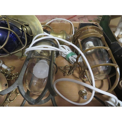 175 - A tray of assorted metal framed wall lights etc