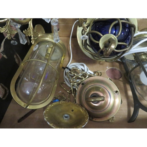 175 - A tray of assorted metal framed wall lights etc