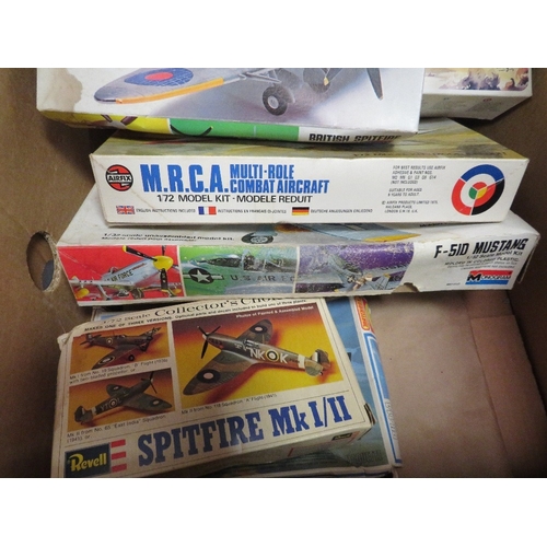 187 - A collection of 9 model plane kits to include Lancaster, Spitfire etc - all kits appear to have been... 