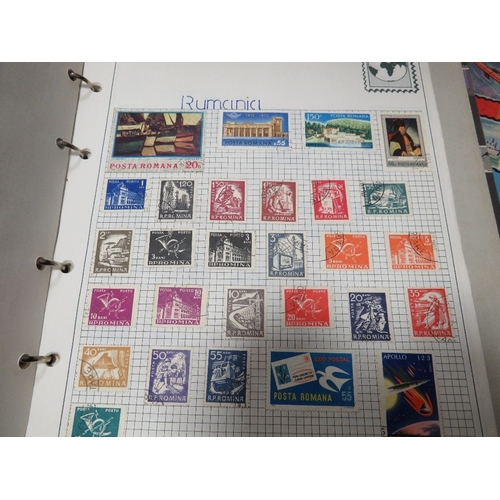 190 - A tray of 30+ stamp albums