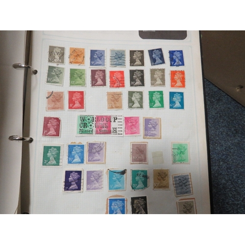 190 - A tray of 30+ stamp albums